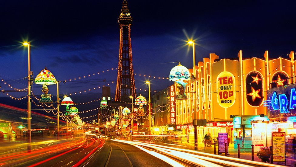 Blackpool Illuminations coach day trip
